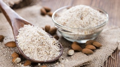 Fat absorbtion study: researchers compared the digestion of almond chunks with almond flour in muffins