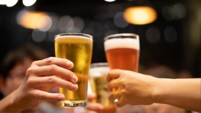 Demand for no and low alcohol beer in Tesco has risen 25% during 2023. Credit: Getty / Atiwich Kaewchum